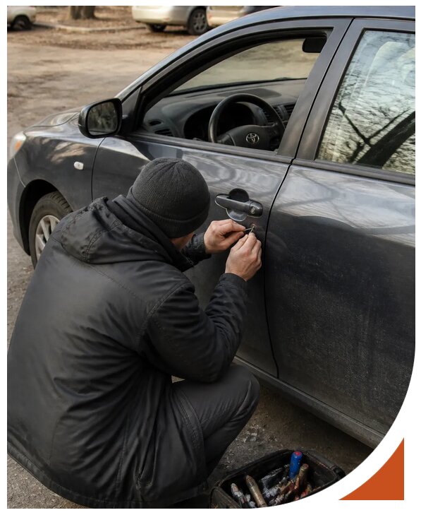 Профессиональное вскрытие автомобиля Тойота без повреждений в Бугульме